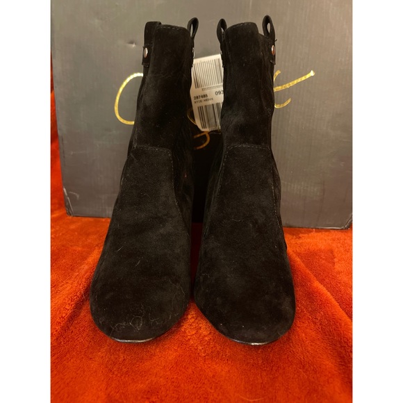 Colin Stuart  Black Wedge Suede Bootie 6.5 - Picture 4 of 6